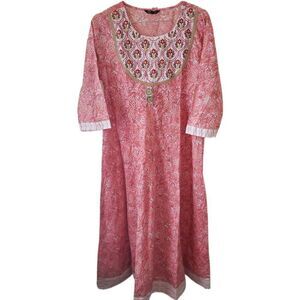 KC Pink Floral Kaftan with Embroidered Flowers around Neckline Gold Edging small